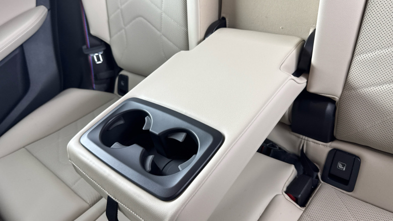 BMW iX2 150kW eDrive20 M Sport 65kWh 5dr Auto [Tech/Pro] Electric Hatchback